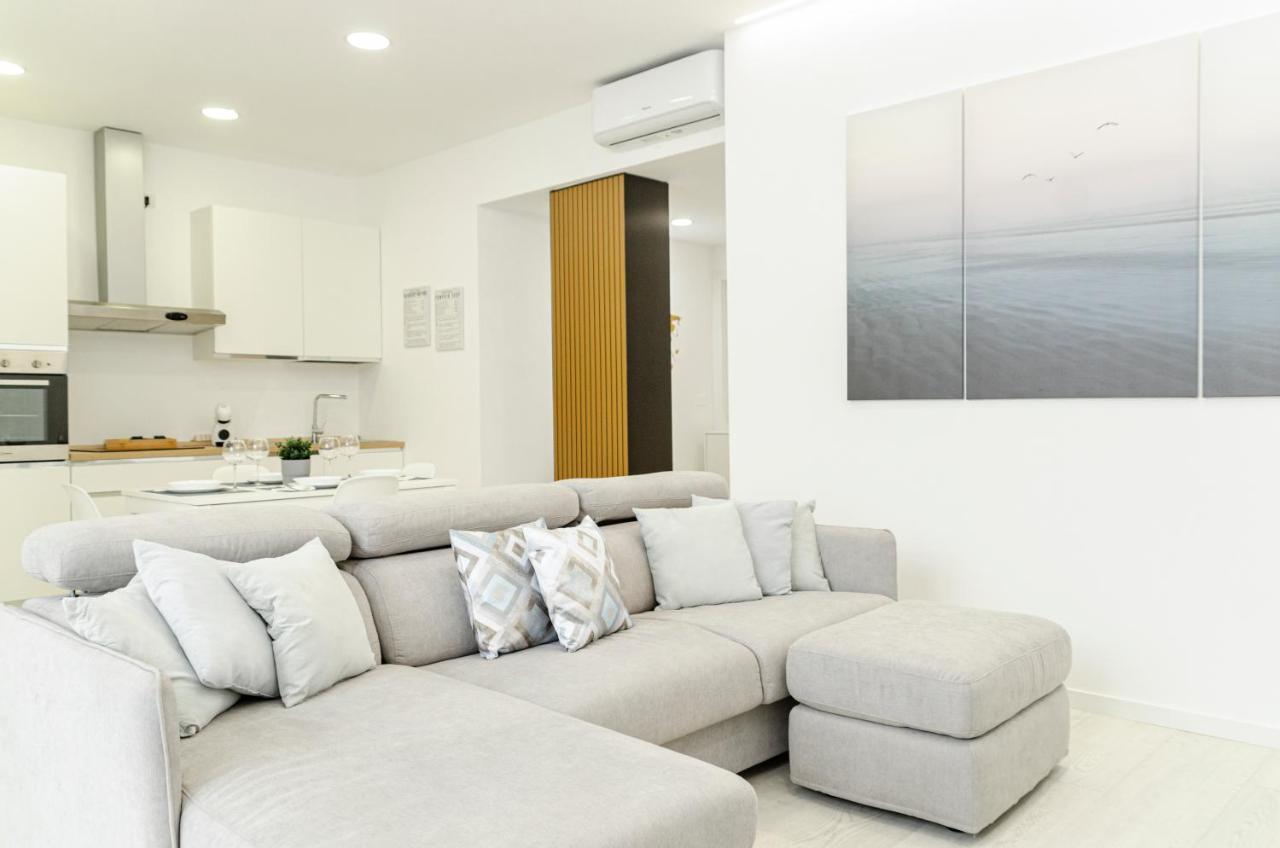 Spa & Relax Aesthetic Apartment 50M Dal Mare โมโนโปลี ภายนอก รูปภาพ