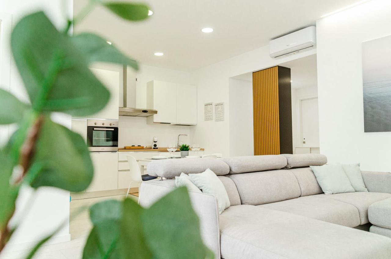 Spa & Relax Aesthetic Apartment 50M Dal Mare โมโนโปลี ภายนอก รูปภาพ